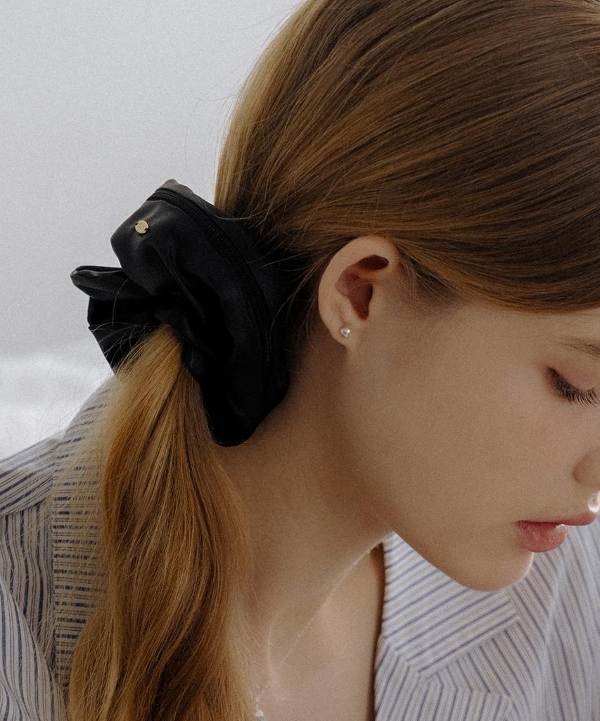 Has Hld003 Satin Pouch Scrunchie
