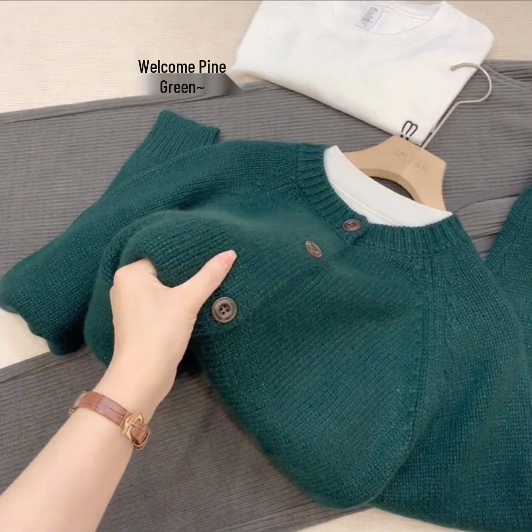 

Winter 2025 Stylish Age-Reducing Loose Knit Cardigan for Women - Casual, Versatile, and Beautiful Round Neck Design 2XL (recommended 63-70 kg)