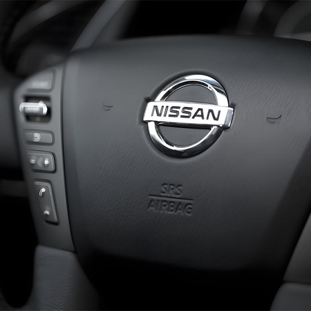 Car Steering Wheel Emblem Decals Badge Center Cover For Nissan X-trail Qashqai j10 j11 Note Juke Sentra Patrol Nismo Micra Rogue