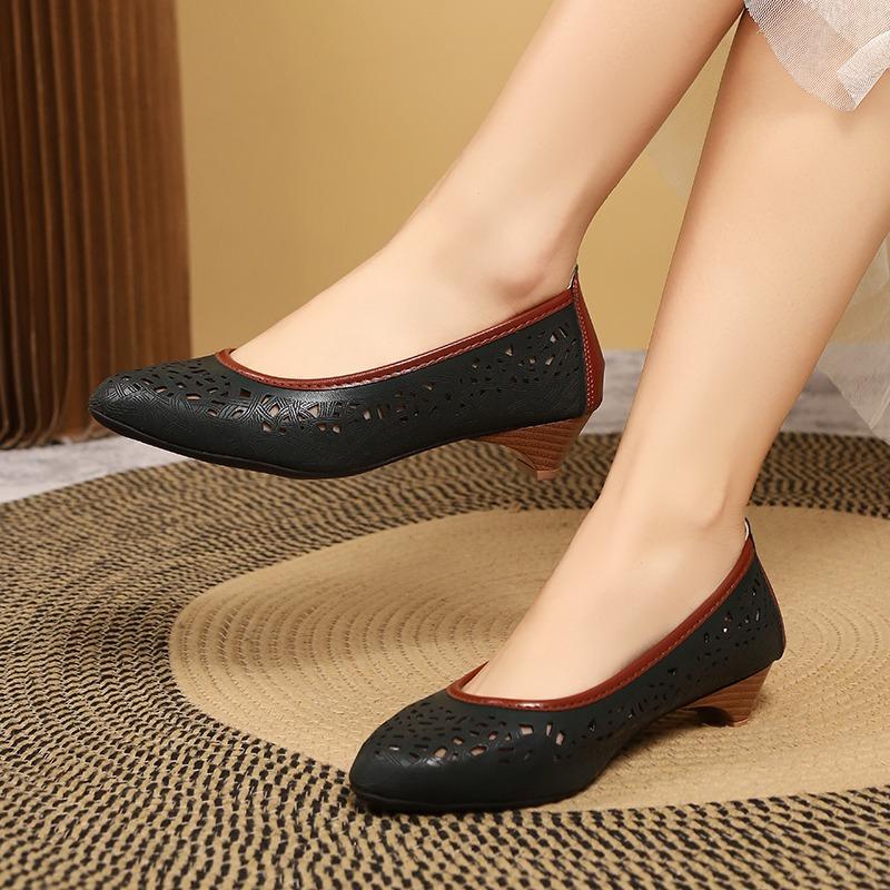

Fashion 2025 New Genuine Leather Ladies Breathable Hollow Summer Shoes Women Flats Slip-On Loafers Round Toe Soft Wedge Shoes Casual 35 темно-зеленого