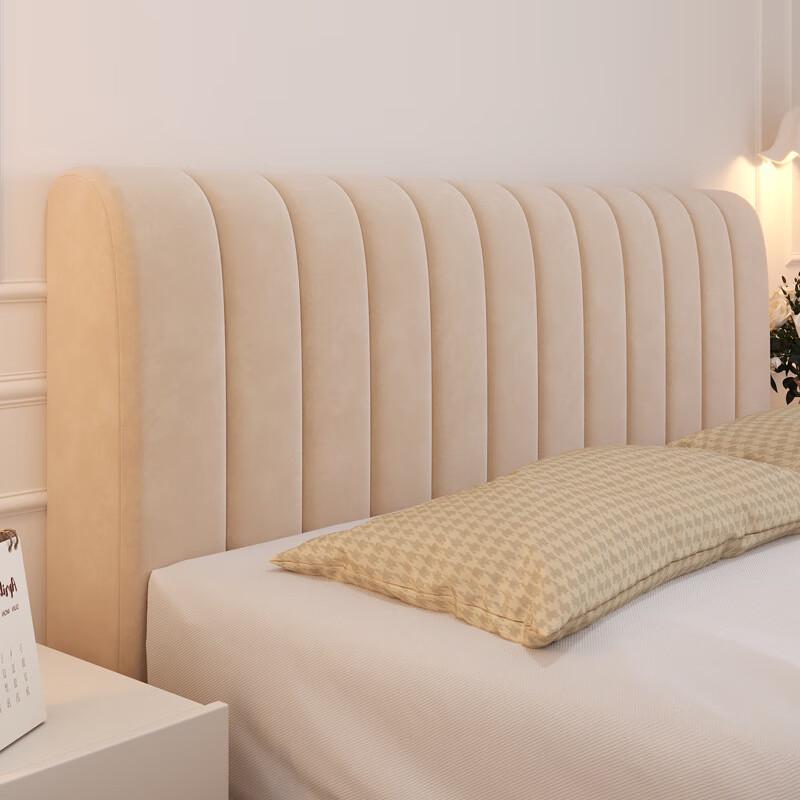 

Всесезонный стеганый чехол для изголовья Up to 150cm