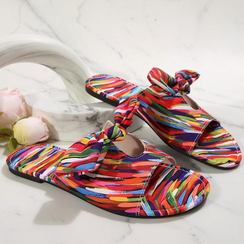New Flat-bottomed Round-toe One-piece Women's Shoes and Large-sized Flip-flops