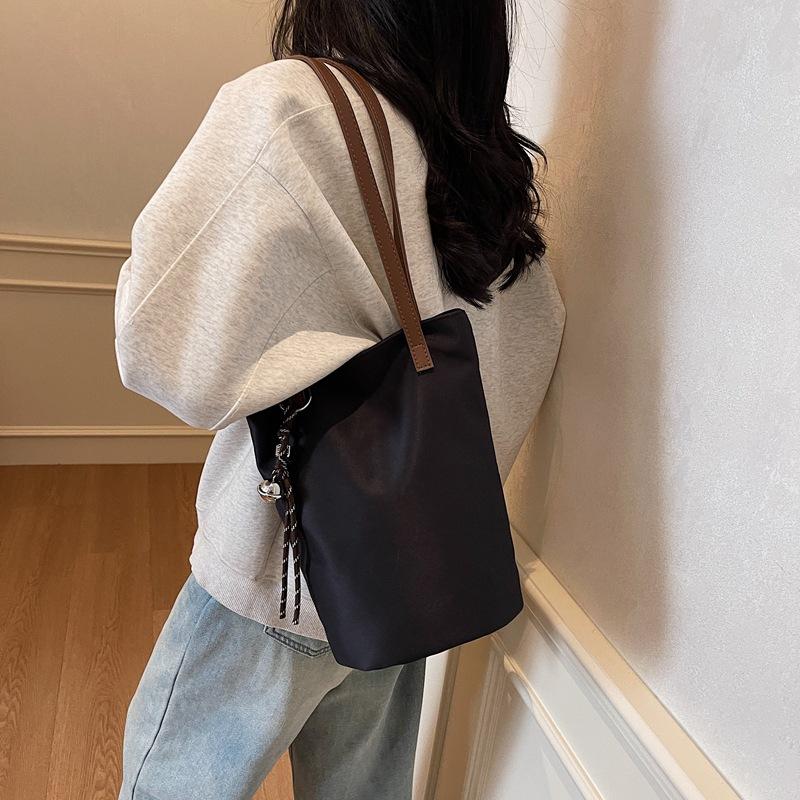 Fashion Bucket Bag Crossbody Bags for Women Armpit Bag Casual Women Shoulder Bags Designer Bags Shopping Bag Bolsos De Mujer