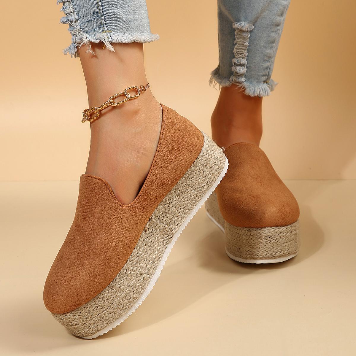 

2024 Весна и Осень Новые Женские Туфли Модные Туфли Без Застежек Круглый Носок Средний Каблук 42 жёлтый