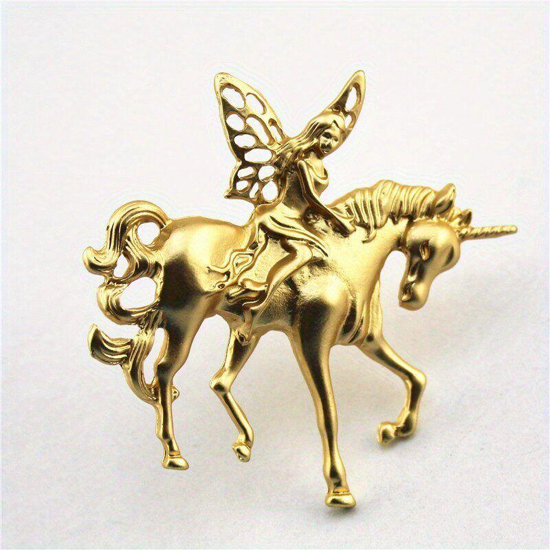 A Variety of Popular European and American Face Brooches, Matte Gold Abstract Brooches, Coat Decorations, Fixed Anti-Exposure Accessories
