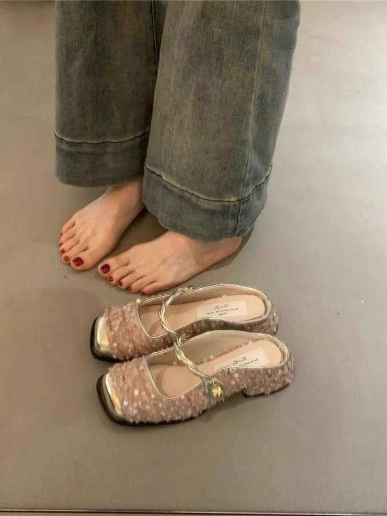 Fashion Glitter Slides Shoes Woman 2024 Slippers Flat Low Female Mule Pantofle Cover Toe Jelly Mules New PU Bling Crystal Rubber Rome Ho