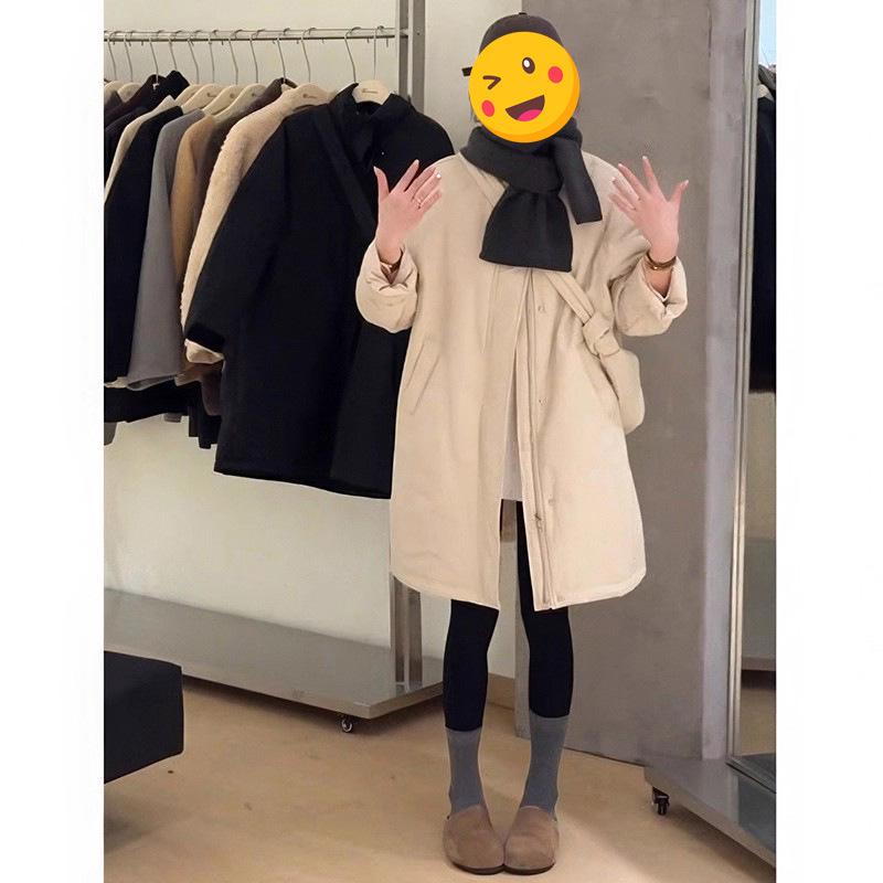 

2025 Winter Women s Skin-Whitening Loose Cotton Coat - European & American Hong Kong Style Mid-Length Jacket, Solid Color 3XL (145-160 lbs recommended)