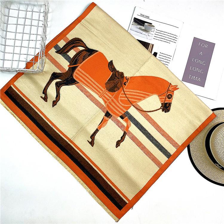 400g Retro Ethnic Bluebird Scarf: Women's Winter Warm Neck Warmer, High-End Imitation Cashmere Shawl.