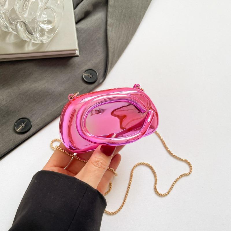 Women's Bag New Fashion Metal Wrist Bag Personalized Glossy Chain Messenger Dinner Bag