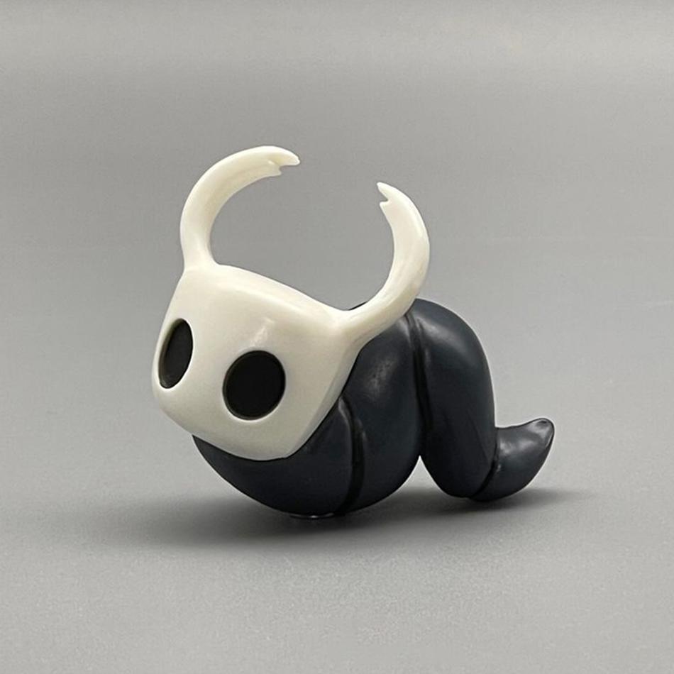 

Latest Hollow Knight Hornet Silksong Makoto Koji Game Refrigerator Magnet Model Figurine Pvc Action Plaything Doll Desktop Decoration Gifts