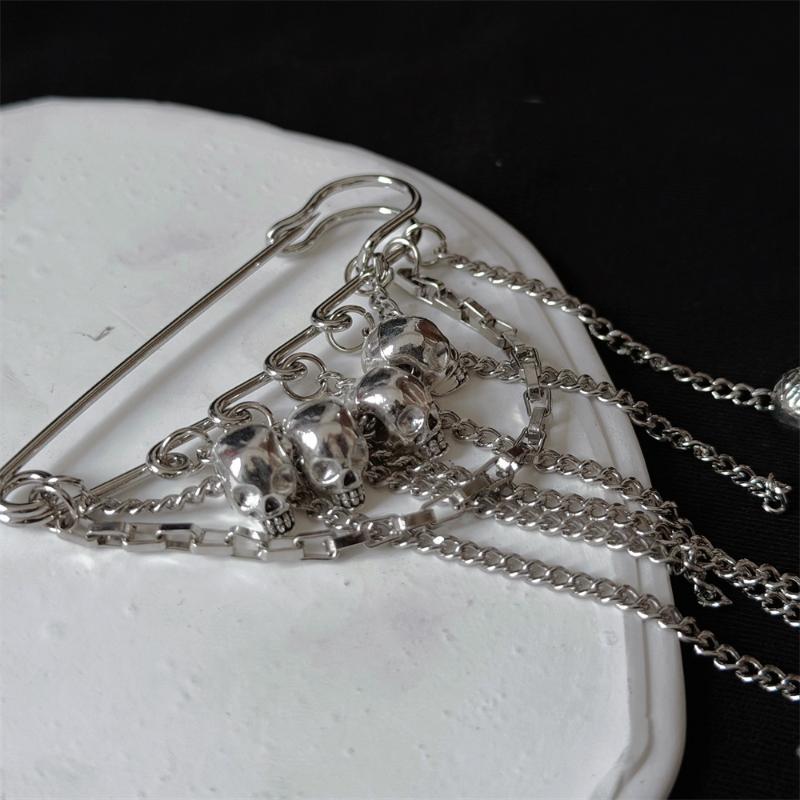 Gothic Style Skull Tassel Chain Brooches Pins For Women Clothing Coat Jewelry Accessries Gifts