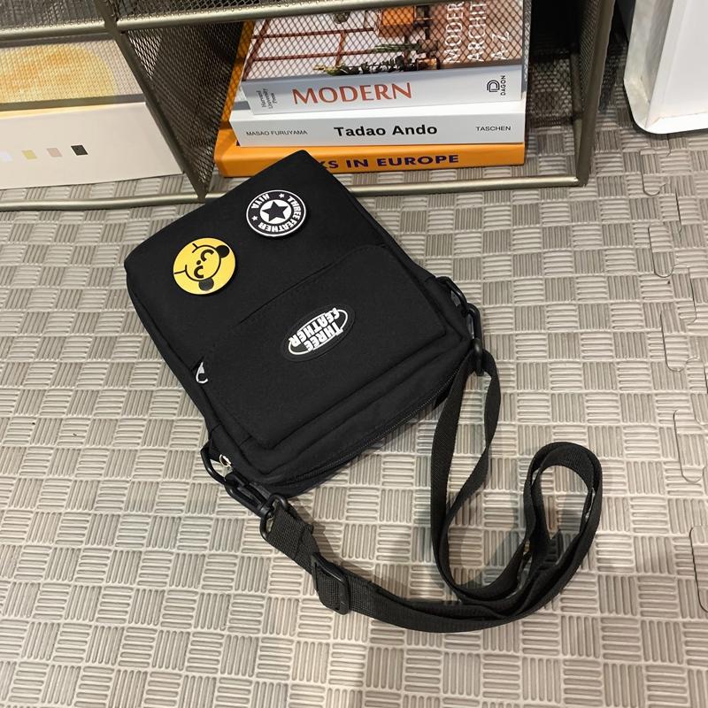 Мужская маленькая сумка через плечо — фото 19