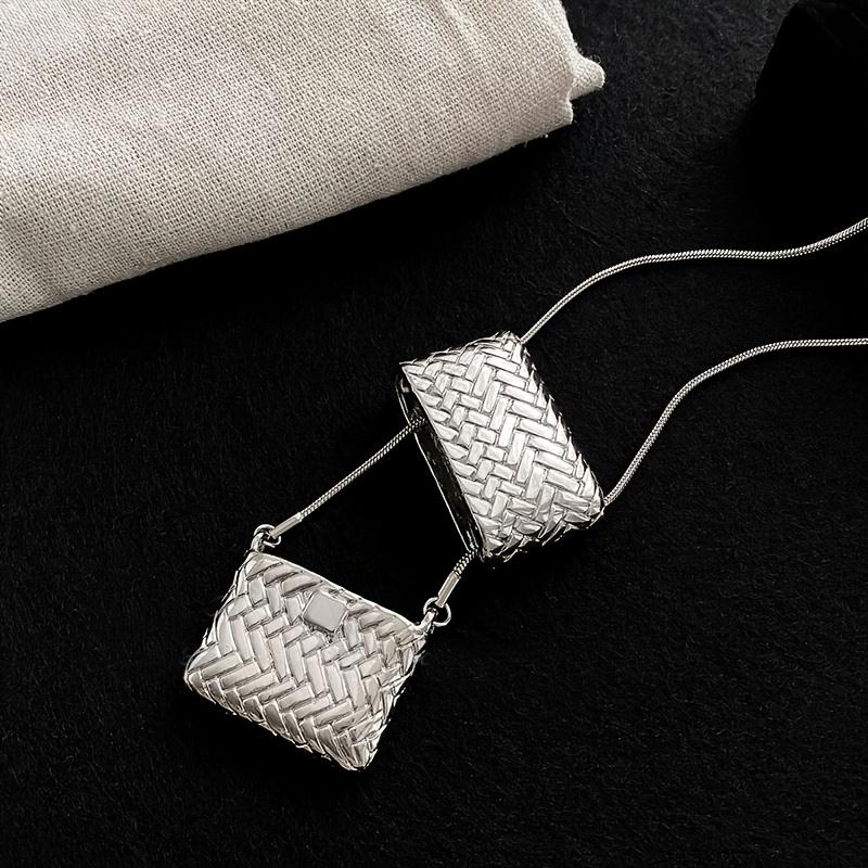 Mini Bag Pendant Lariat Necklace for Women Long Snake Chain Square Purse Charm Statement Layering Jewelry Daily Casual Wear Gift