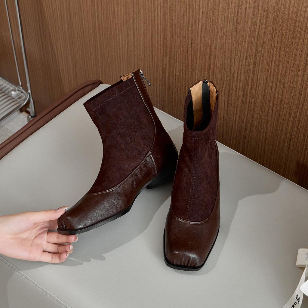 Brown Ballet Women's Boots Pig Nose Short Boots Leather Single Boots Skinny Boots Vintage Ballet Shoes Fall/Winter 2025