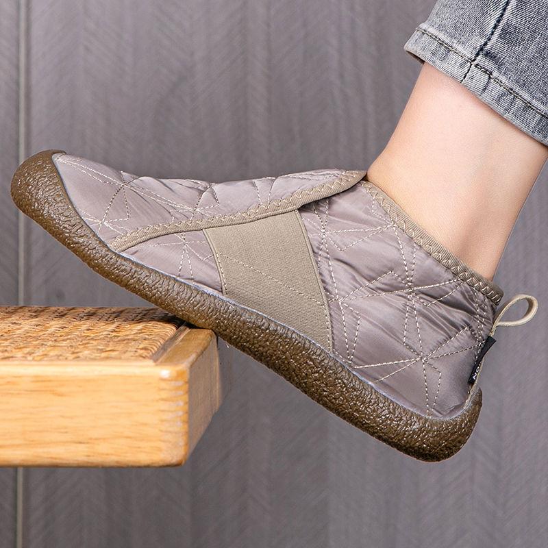 

2025 зимние мягкие нескользящие туфли для мам, утепленные флисом, высокие, теплые хлопковые туфли, легкие повседневные модные зимние ботинки 36