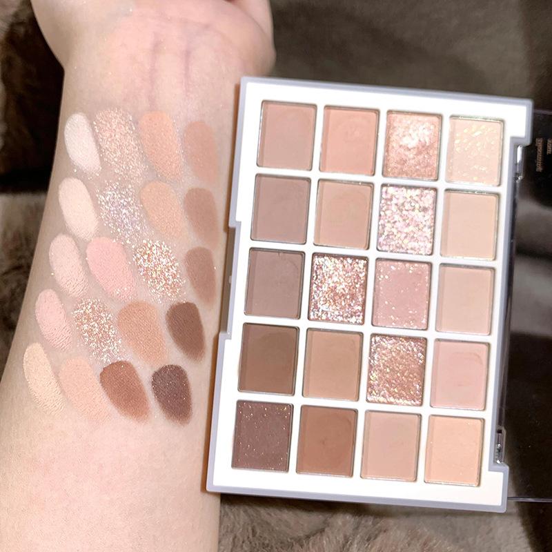 

Love 20-color Eyeshadow Disc Nude Makeup Multi-color Oat Milk Tea Pearlescent Matte Disc Daily Light Makeup