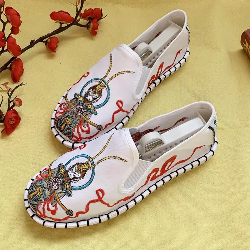 Fashion 2025Shoes for Women Sneakers Men Ethnic Style Embroidery Chinese style Streetwear Fashion Casual Vintage Old Beijing Shoes