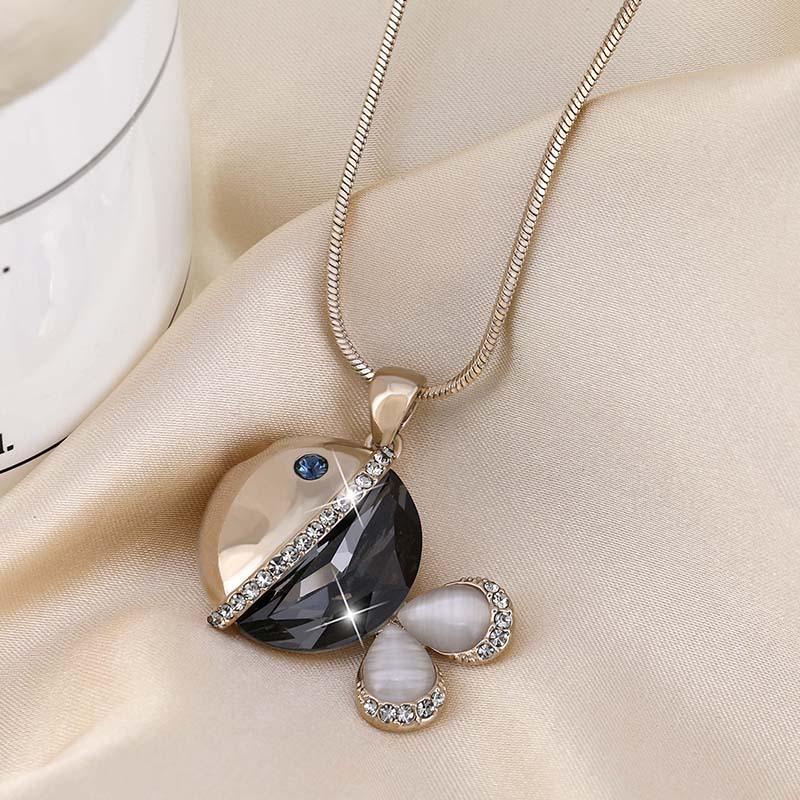 

Уникальное длинное ожерелье-свитер с хрустальной подвеской в виде рыбки, идеально для повседневного стиля Fish Fragrance Gray