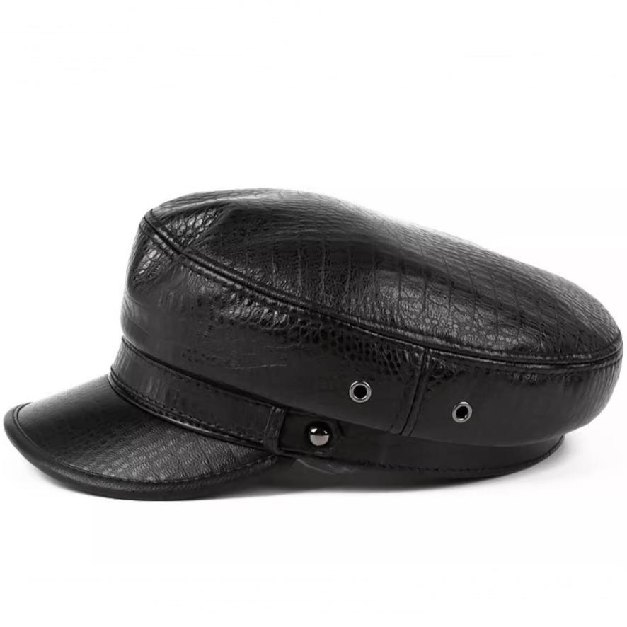 Men's Korean Style Sheepskin Duckbill Cap - Autumn and Winter Genuine Leather Hat, Trendy British Flat Top Design for Middle-Aged and Elderly.
