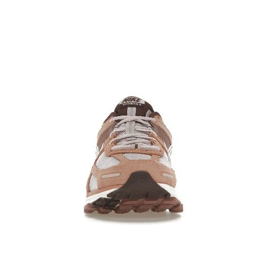 Nike Zoom Vomero 5 Dusted Clay Men Sneakers  HF1553-200