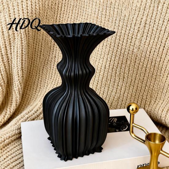 Modern Flower Vase for Balcony Vintage Hydroponic Vase 3D Printed Vertical Ridged Curvy Minimalist Creative Planter Garden Sculptural Tabletop Decor