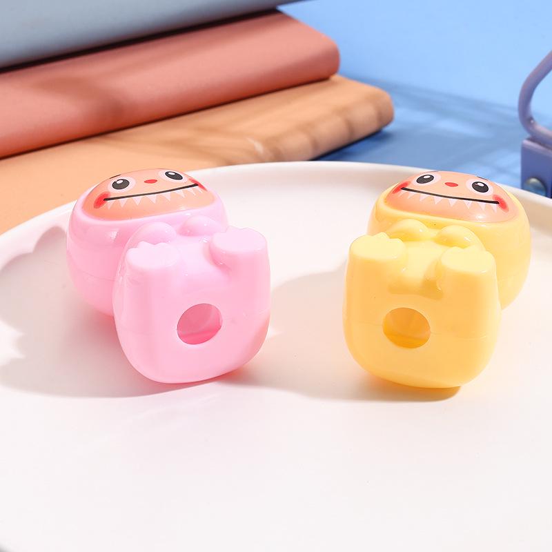Labubu Cartoon Style Manual Pencil Sharpener - Cute, Single Hole for Students