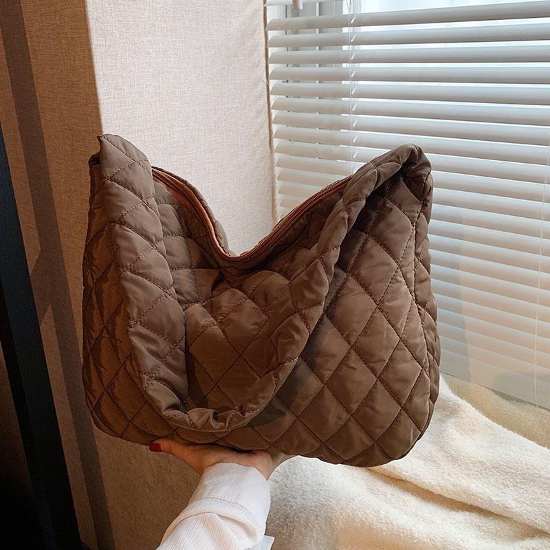 New trendy cotton clothes large capacity rhombus embroidery thread underarm tote bag women's bag autumn shoulder oblique span bag