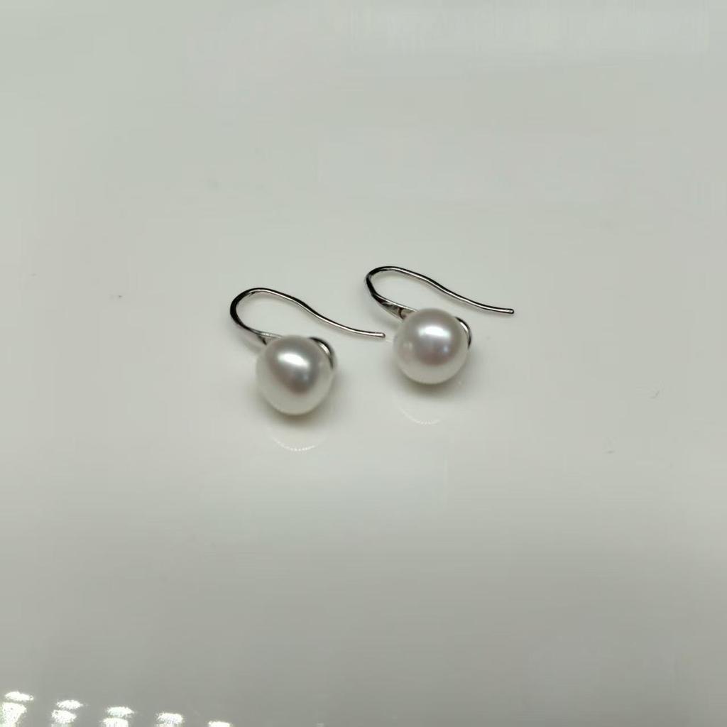 7-8mm Bread-Shaped Freshwater Pearl Earrings with S925 Silver & Gold Two-Tone High Heel Ear Hooks