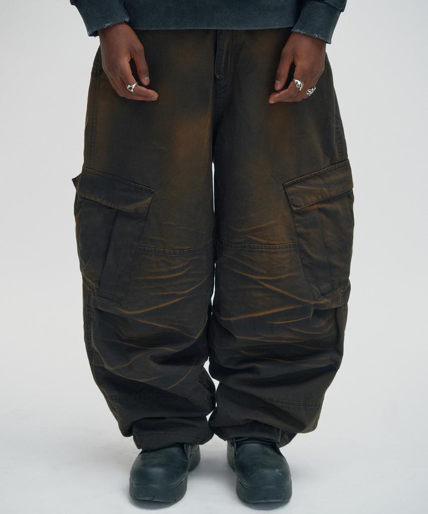 Seuweideu Washed Cargo Pants [Dark Black]