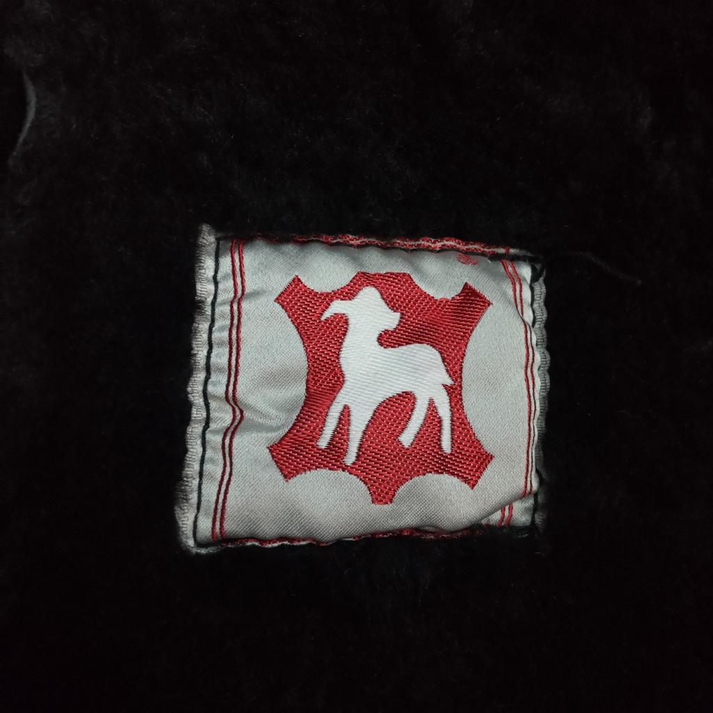 SHEARLING Bulgaria High-Quality Lambskin Mouton Coat [9/Women M/Black](USED)