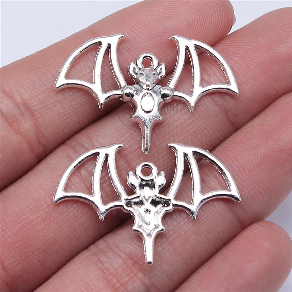 20pcs Charms Halloween Fly Bat Antique Bronze Silver Color Pendants DIY Crafts Making Findings Handmade Tibetan Jewelry
