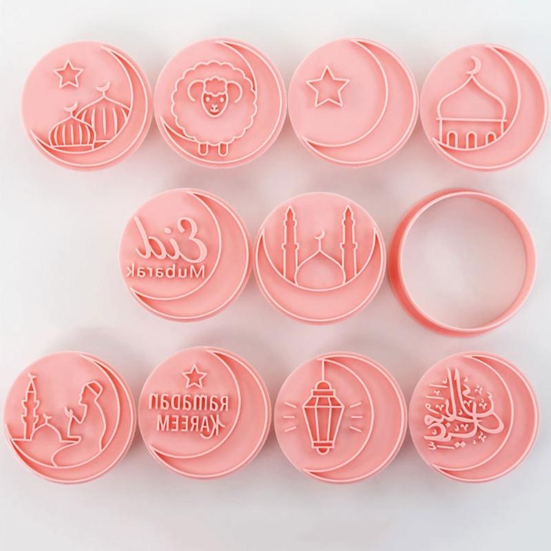 10Pcs Round Castle Moon Pattern Cookie Cutters Set Cartoon Pressable Biscuits Mold Plastic Cookie Stamps Baking Tool