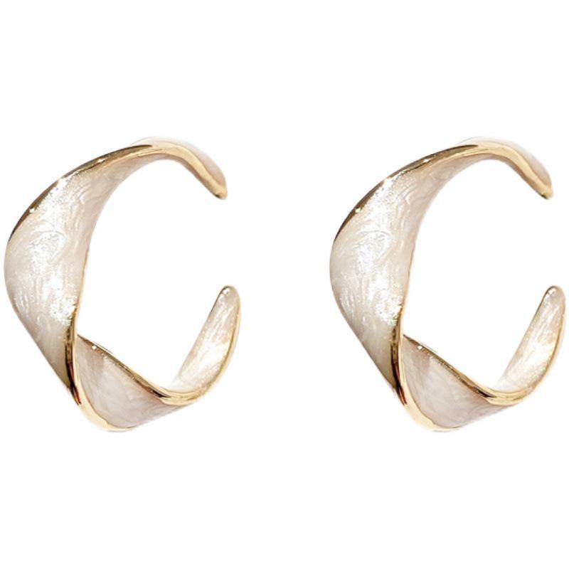 2025 Trendy French-Korean Style Light Luxury Summer Earrings for Women