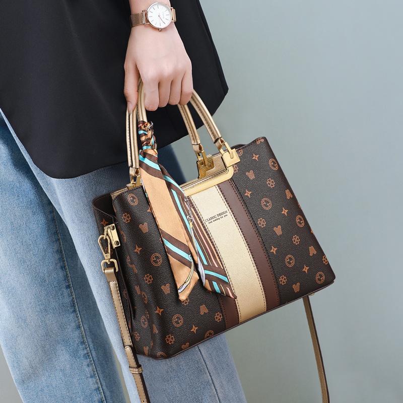 Bag women s new summer season light luxury high-end handbag commuter shoulder messenger bag