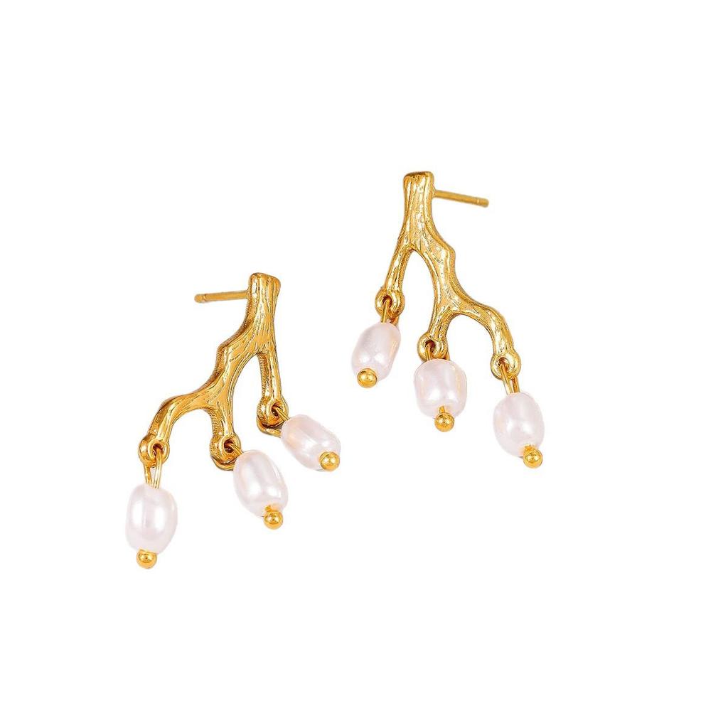 High-End European & American 18K Gold Stainless Steel Stud Earrings - Fashionable, Versatile, and Colorfast Niche Jewelry