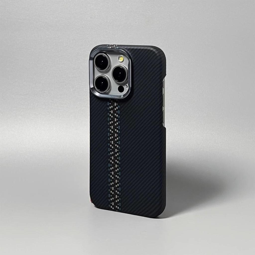 Kevlar Carbon Fiber Magnetic Half-Cover Case for iPhone 17 Pro Max