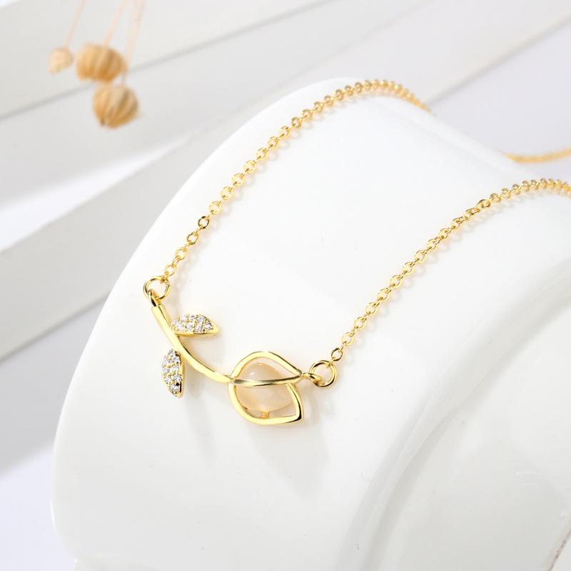 

Японский и корейский стиль темперамента персонализированное опаловое ожерелье с четырехлистным клевером кулон женская простая цепочка на ключицу ювелирное украшение