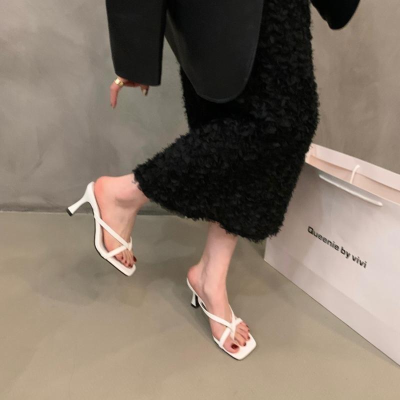 French temperament pinch flip-flops fairy shoes wear 2025 new summer sandals high heels sandals