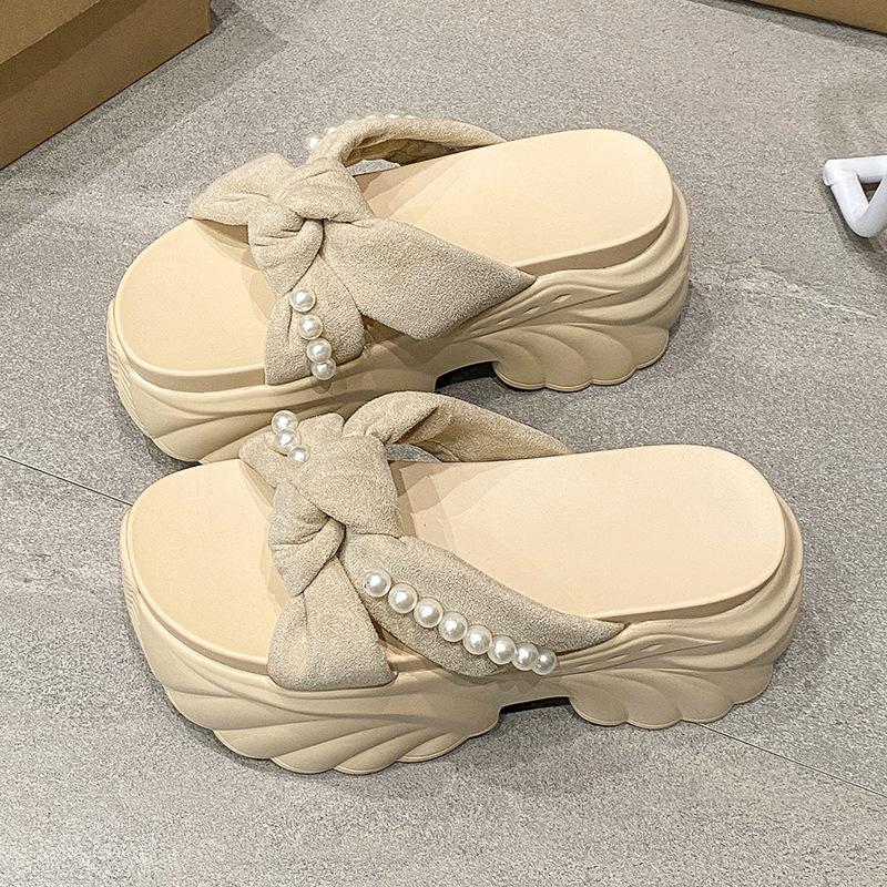 Cool Slippers Women's Summer Outer Wear with Skirt 2025 New Fashion High-end Muffin Thick Bottom Heightened Heel Rhinestone Sandals
