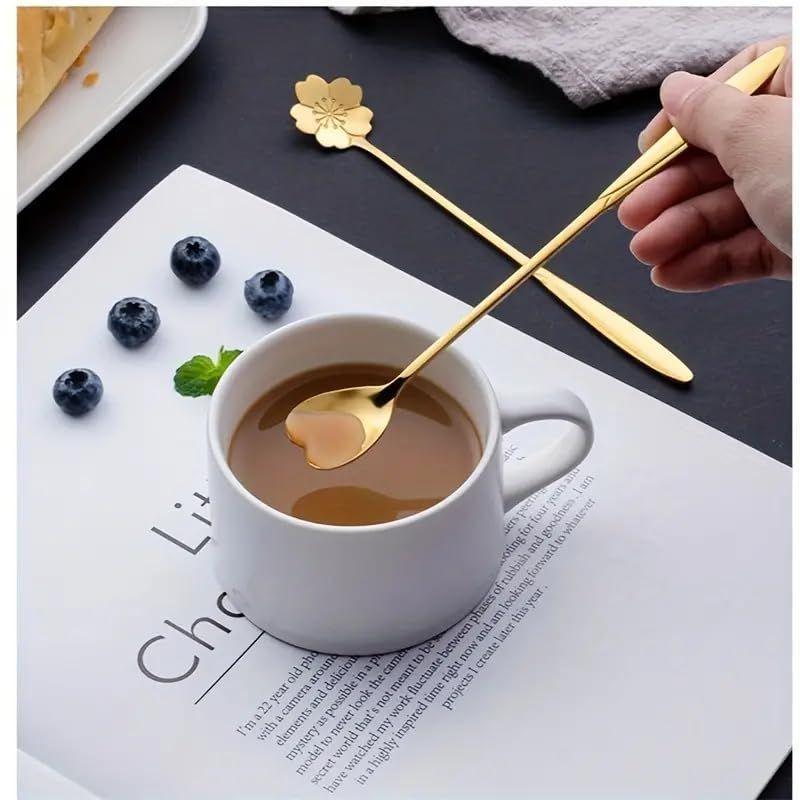 2Pcs Flower Dessert Spoons, Coffee  Stainless Steel Sugar Spoon Small Tea Spoons Cafe Bar Spoon Cute Coffee Teaspoon Mini Tableware, 4 Styles (Gold)