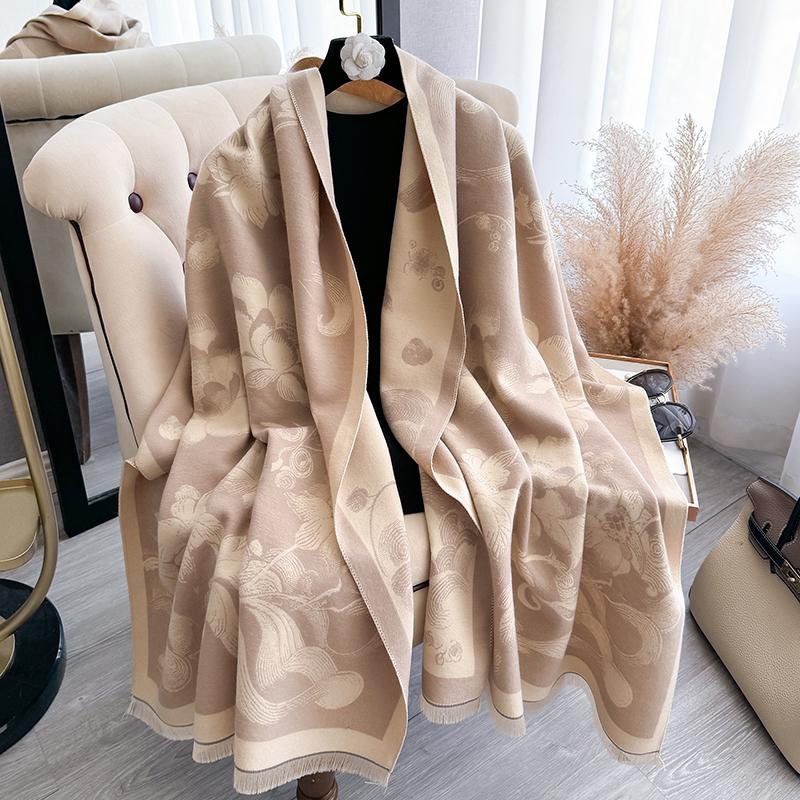 New  Women Fashion Brand lotus Scarf Luxury Autumn Winter Warm Shawls Print Scarve Pashmina Mujer Femme Foulard Bufanda