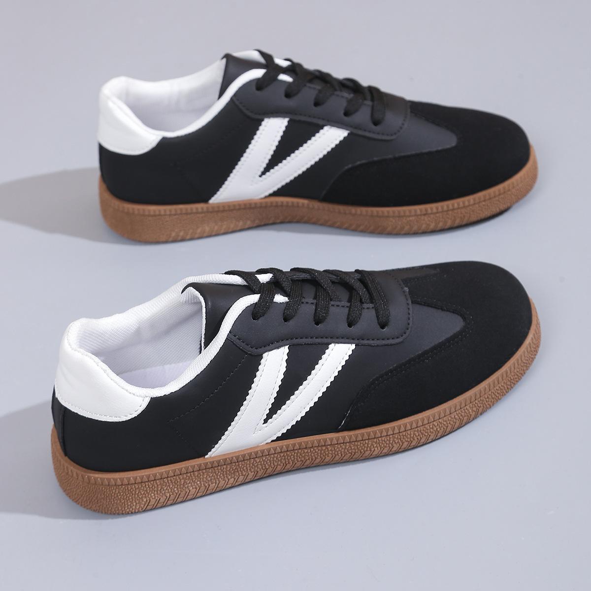 

Корейская версия маленьких белых туфель женские весна 2025 новые немецкие кроссовки ретро классика универсальные спортивные и досуговые сноуборды 42