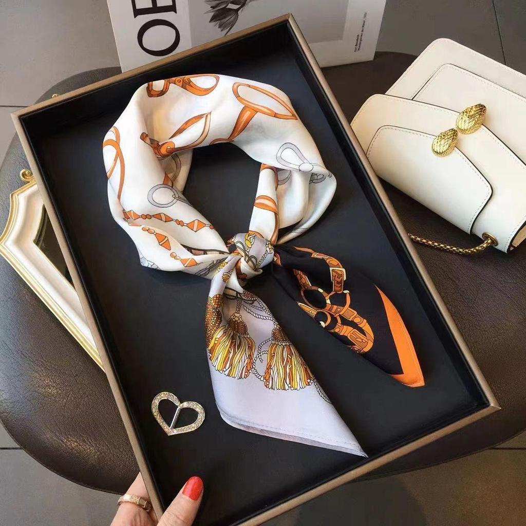 High-End Women's Lightweight Silk Square Scarf - Temperament Print Neckerchief for Neck Protection and Decoration.