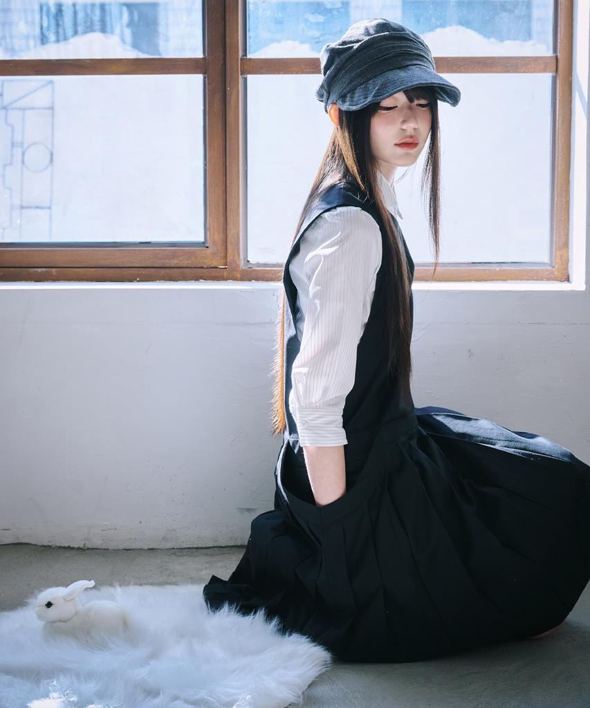 Leijeumiya Suzu Pleated Dress [Black]