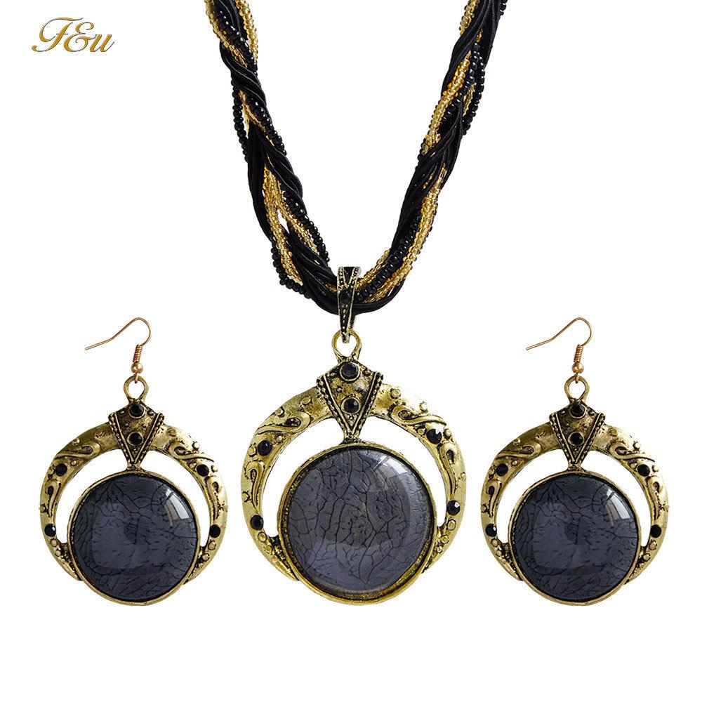Stylish hand-woven rice bead necklace, exaggerated retro round pendant earrings necklace set