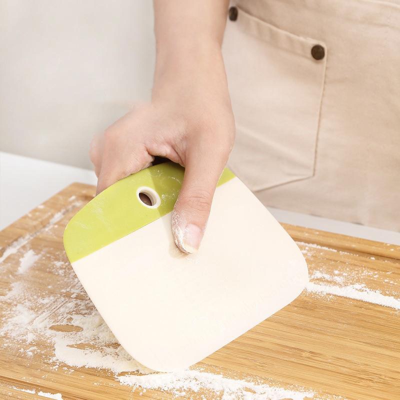 Dough Scraper Bowl Scraper Bread Cream Cake Pizza Cutter Bench Scraper Dough Cutter DIY Baking Kitchen Cooking Tools With Scale