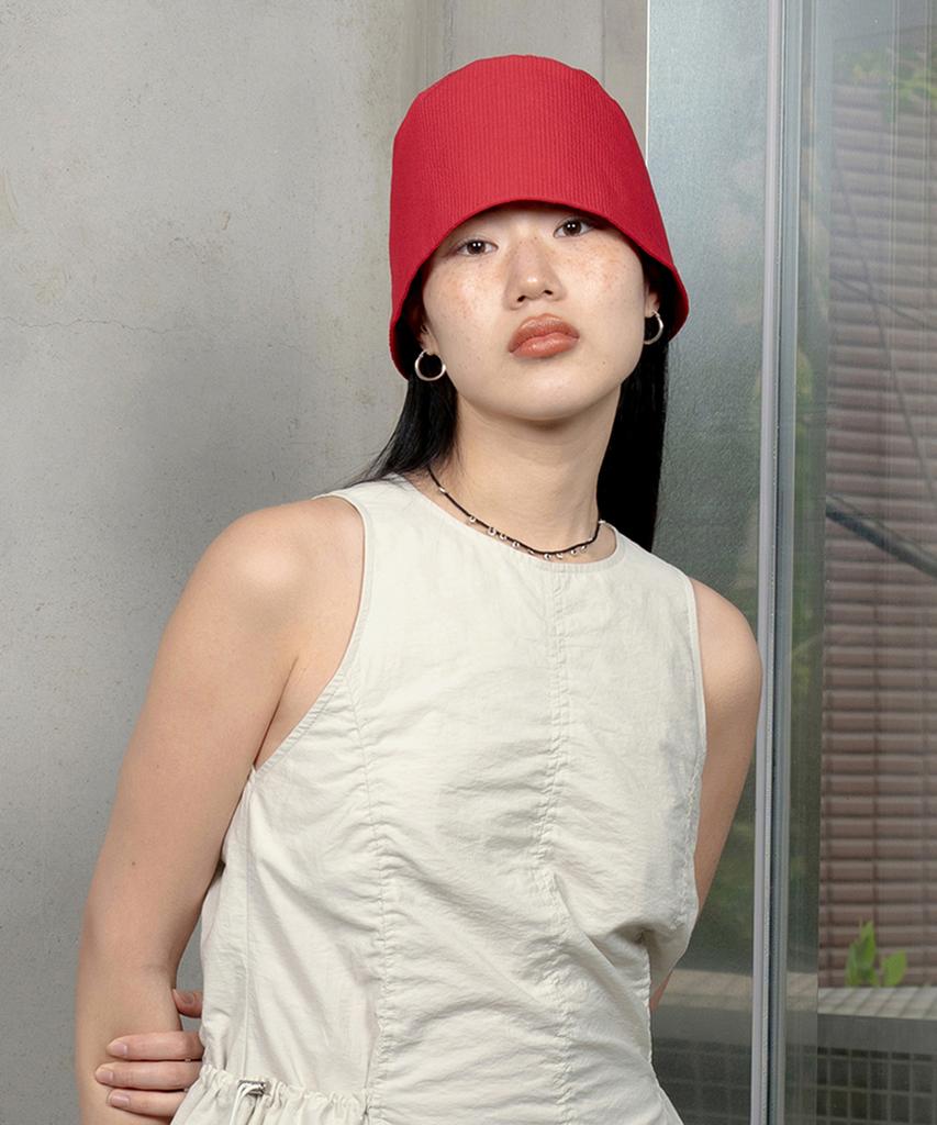 HINGE Hng Two-Way Bucket Hat / Chili Red