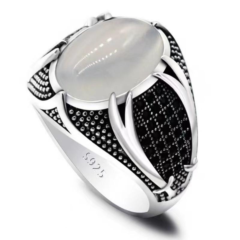 

New personalized retro two-color men s ring, black agate accessories wholesale 6 белый