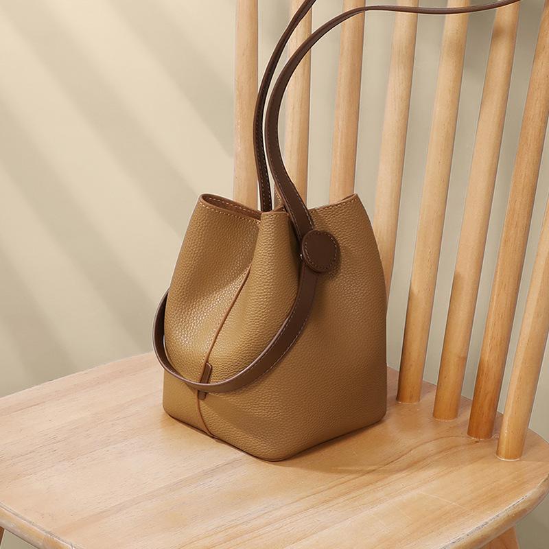 

Сумка Маленькая Женская Крайняя Плоть Кроссбоди Сумка-Ведро Одно плечо Весна и Лето Все Сумка с Чувством Взрослости