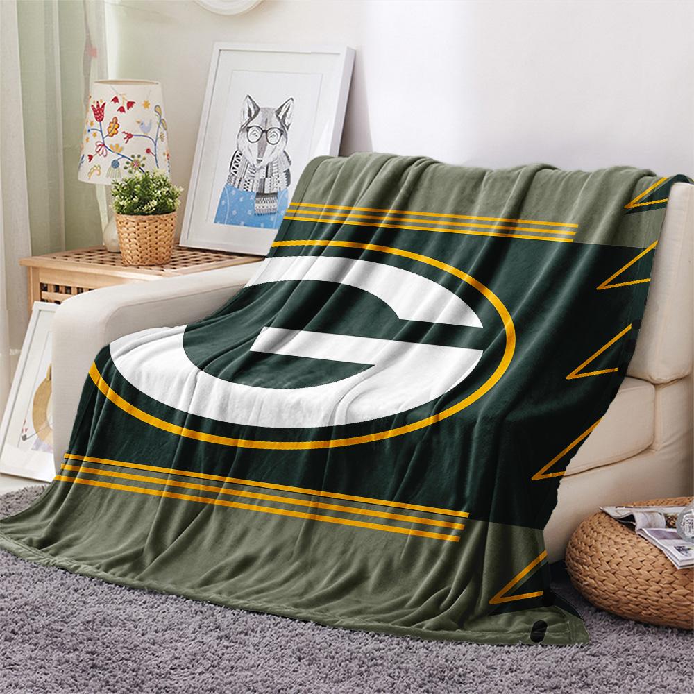 Green Bay Packers Print Flannel Blanket, High Quality Comfortable for All Seasons, Home Decor, Warmth and Comfort, Perfect for Christmas Gifts